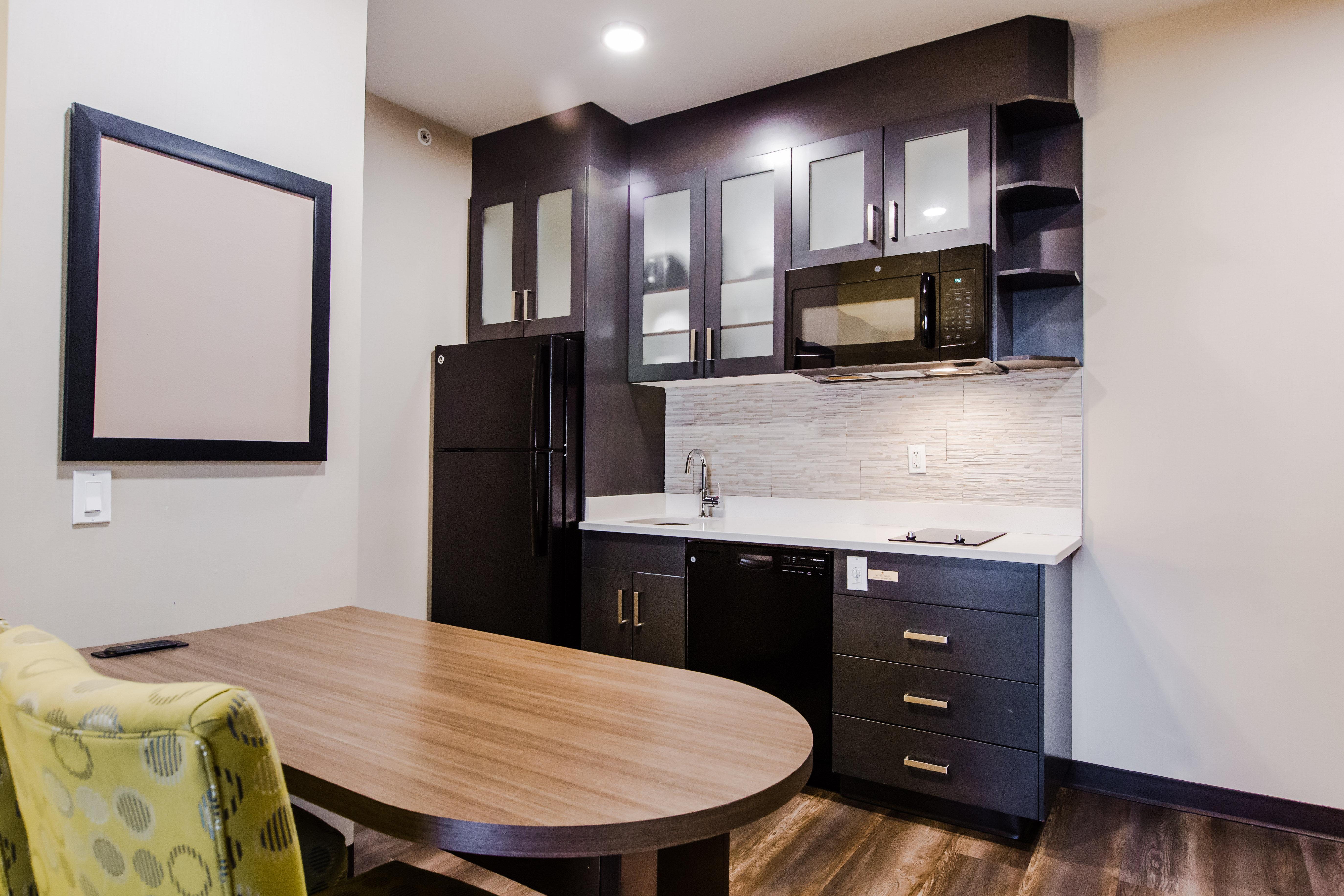 Candlewood Suites West Edmonton - Mall Area By Ihg Εξωτερικό φωτογραφία