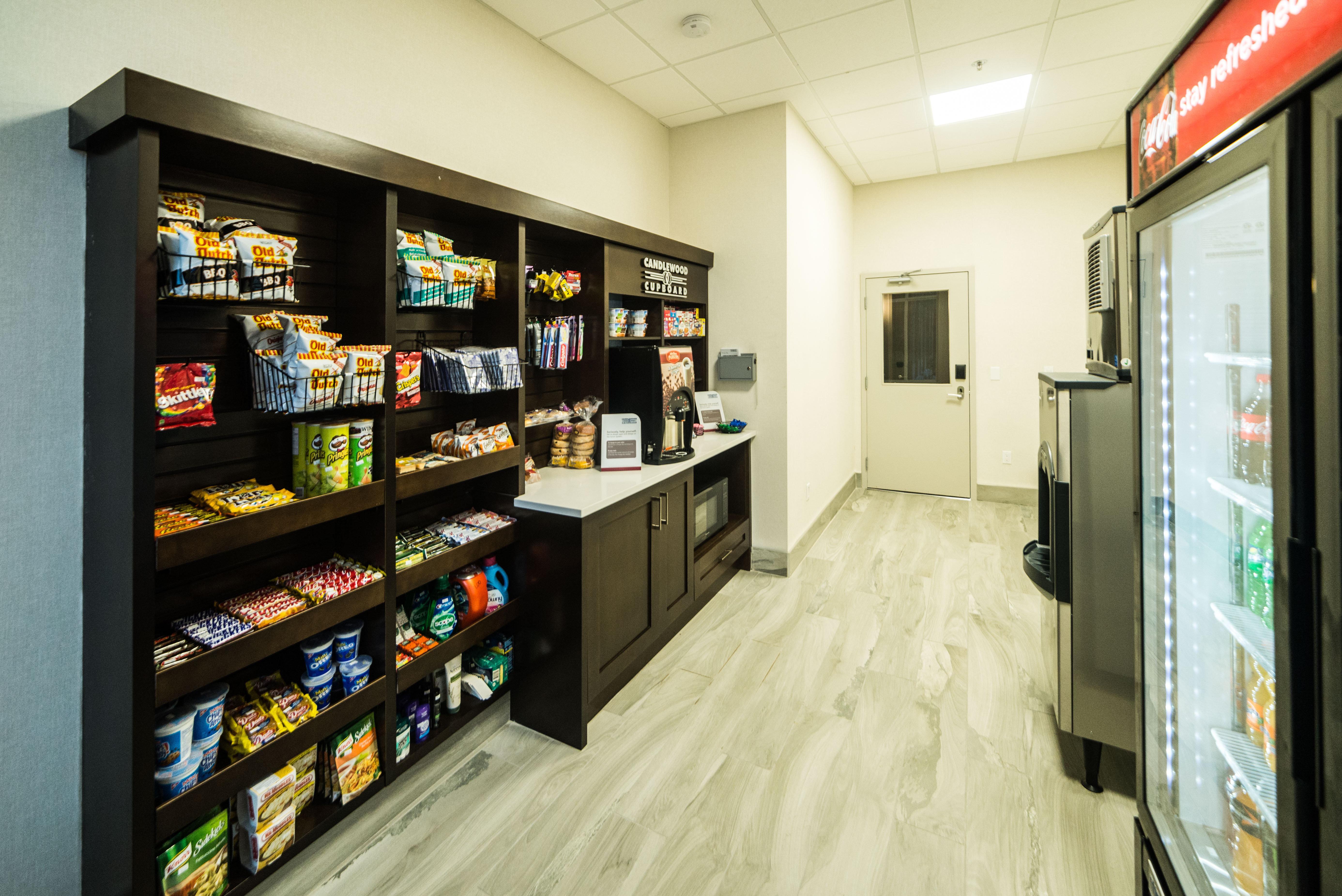 Candlewood Suites West Edmonton - Mall Area By Ihg Εξωτερικό φωτογραφία