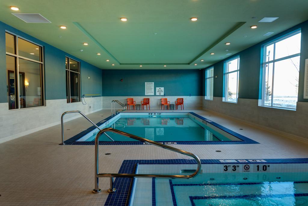 Candlewood Suites West Edmonton - Mall Area By Ihg Εξωτερικό φωτογραφία