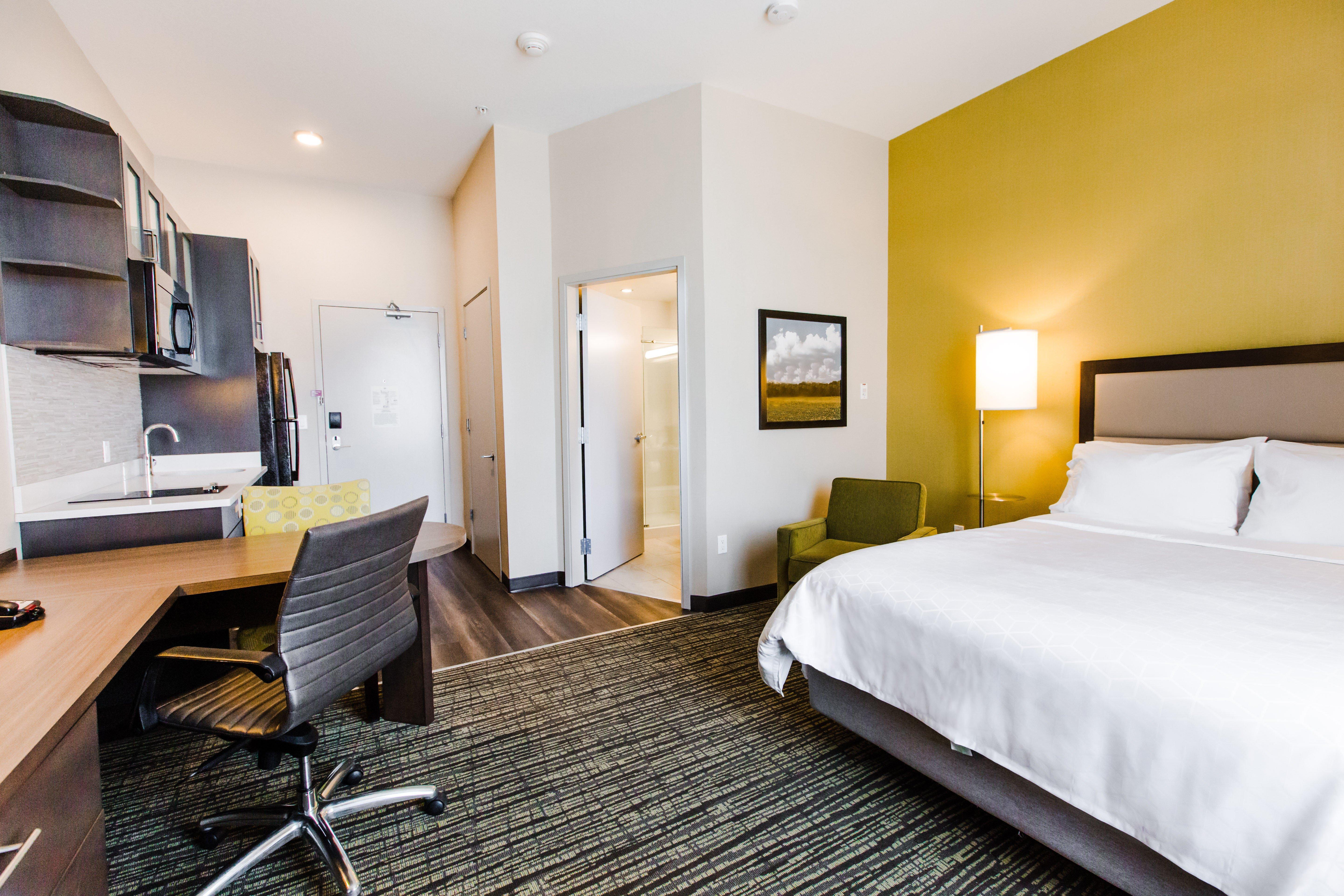 Candlewood Suites West Edmonton - Mall Area By Ihg Εξωτερικό φωτογραφία